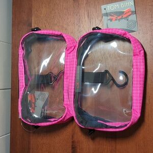 TOM BIHN Clear 3D organizer cube, Cerise